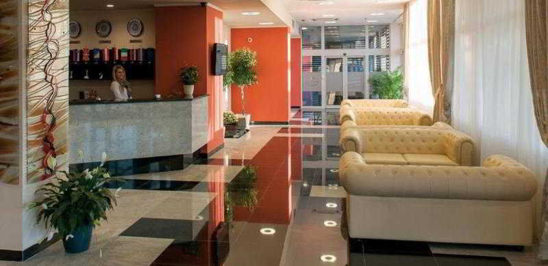 Tcc Grand Plaza Hotel Skopje Exterior foto