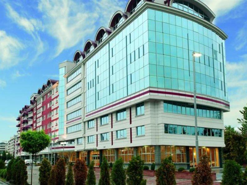 Tcc Grand Plaza Hotel Skopje Exterior foto
