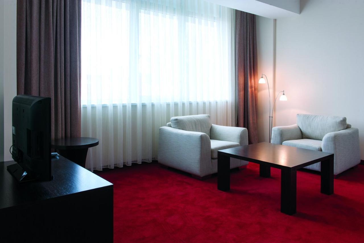 Tcc Grand Plaza Hotel Skopje Quarto foto